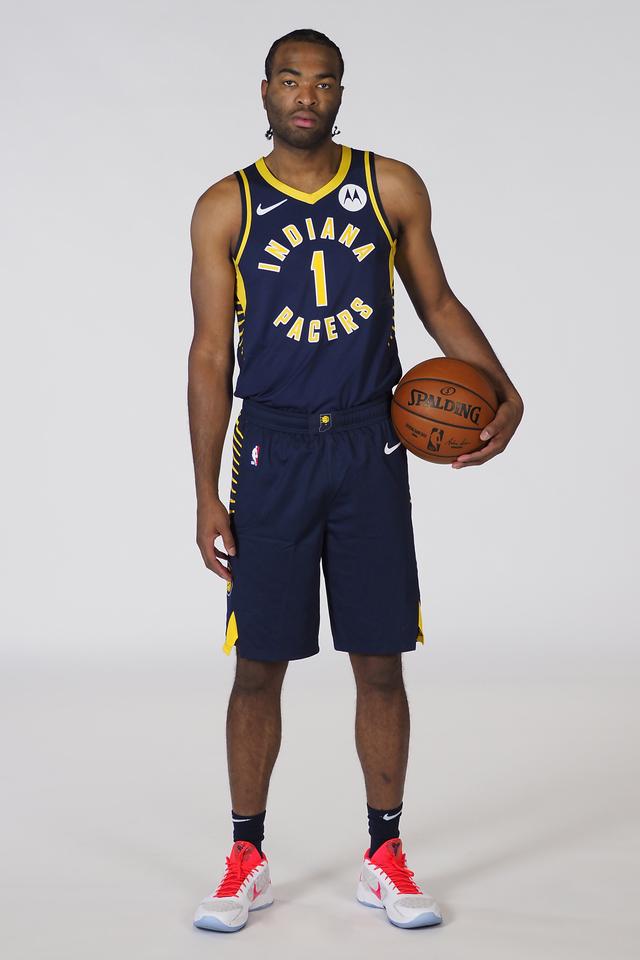 重发挥自身 重发挥自身