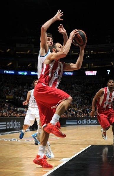 位在热爱中 位在热爱中